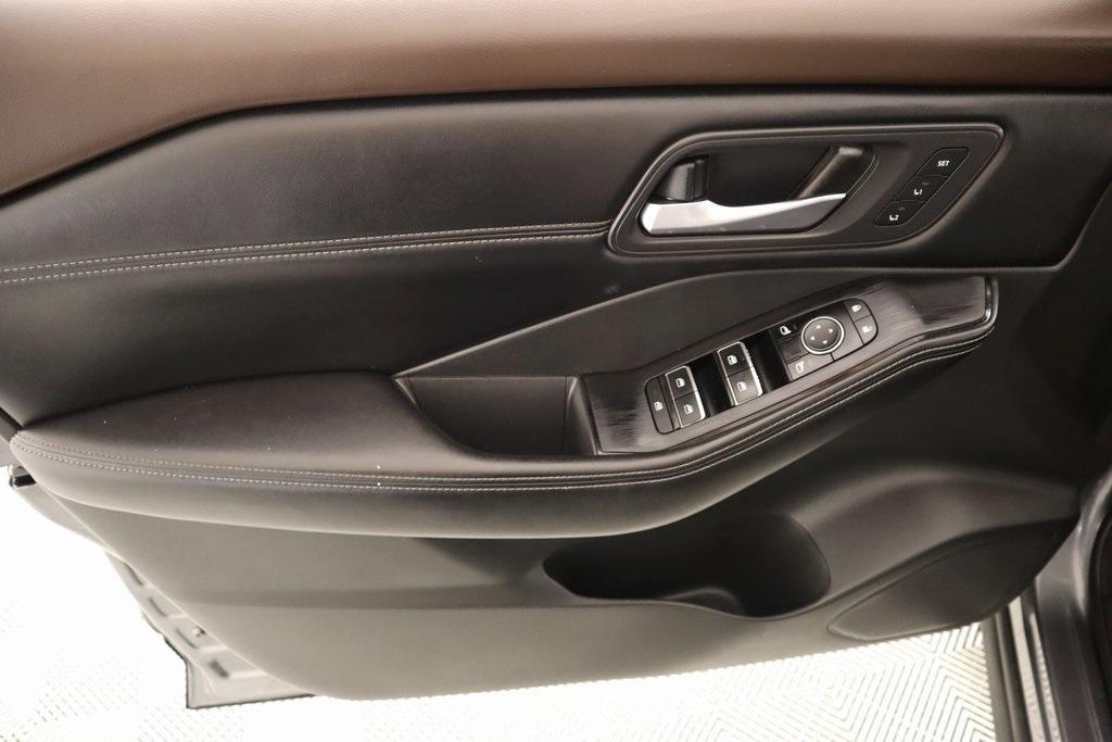 used 2023 Nissan Rogue car, priced at $27,229