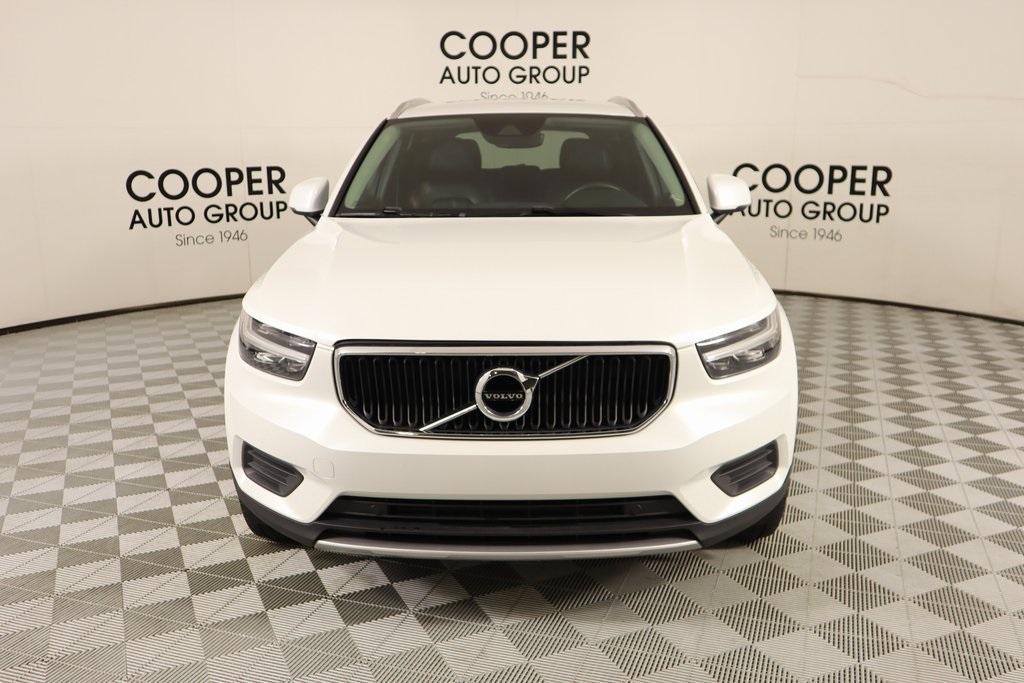 used 2022 Volvo XC40 car, priced at $20,870