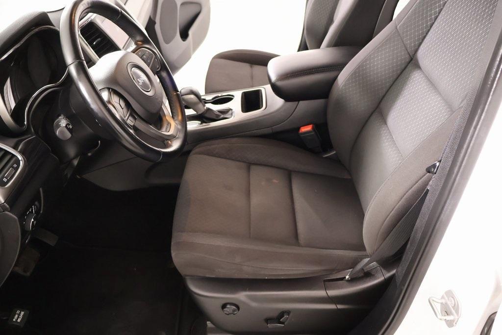used 2020 Jeep Grand Cherokee car, priced at $18,689