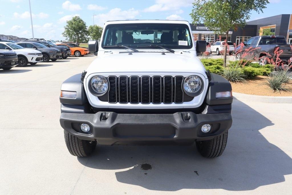 new 2025 Jeep Wrangler car, priced at $35,762