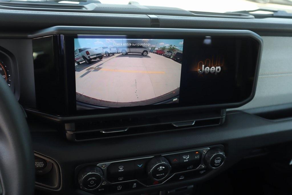 new 2025 Jeep Wrangler car, priced at $35,762