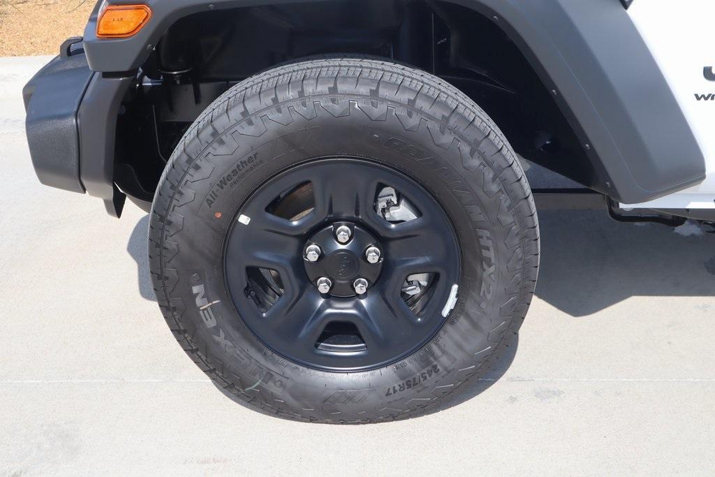new 2025 Jeep Wrangler car, priced at $35,762