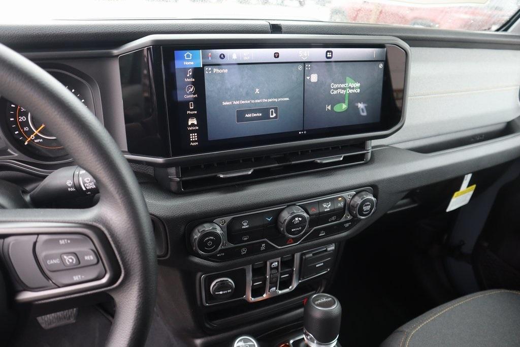 new 2025 Jeep Gladiator car, priced at $36,980