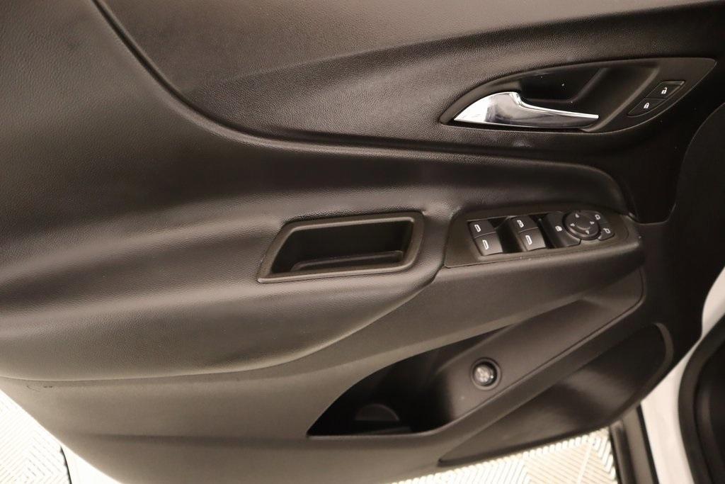 used 2024 Chevrolet Equinox car, priced at $19,829