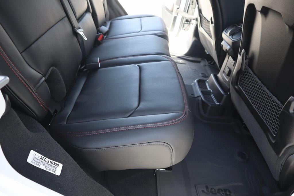 new 2025 Jeep Wrangler car, priced at $60,004