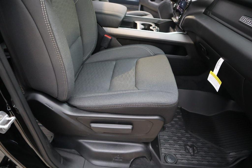 new 2025 Ram 1500 car, priced at $61,100