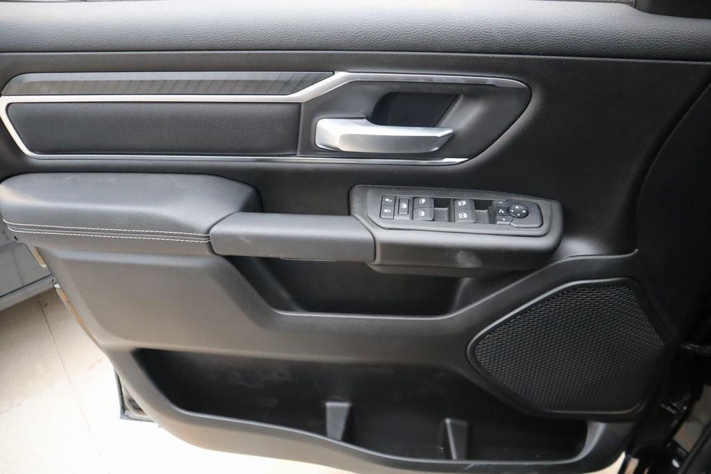 new 2025 Ram 1500 car, priced at $61,100