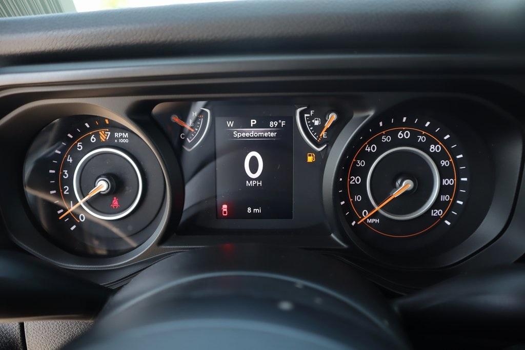 new 2025 Jeep Gladiator car, priced at $43,536