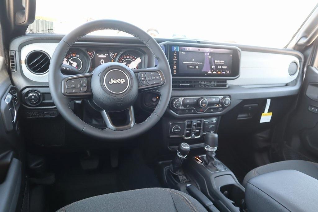 new 2025 Jeep Gladiator car, priced at $43,536