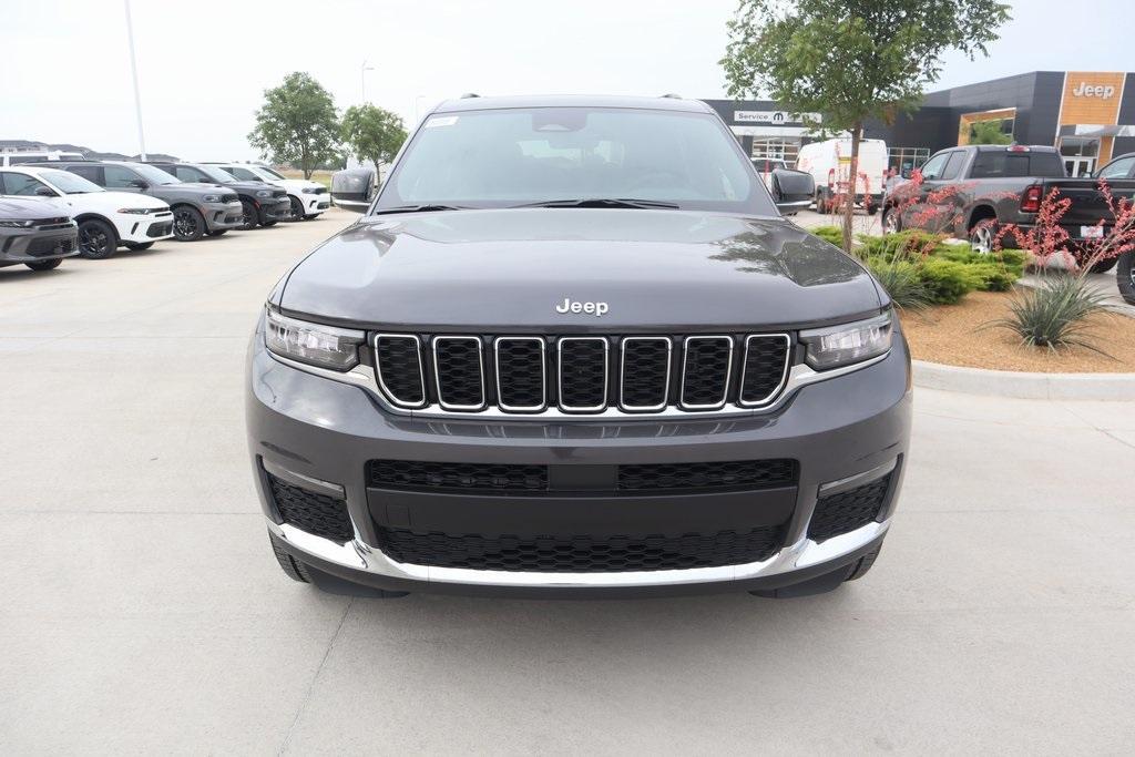 new 2025 Jeep Grand Cherokee L car, priced at $45,566