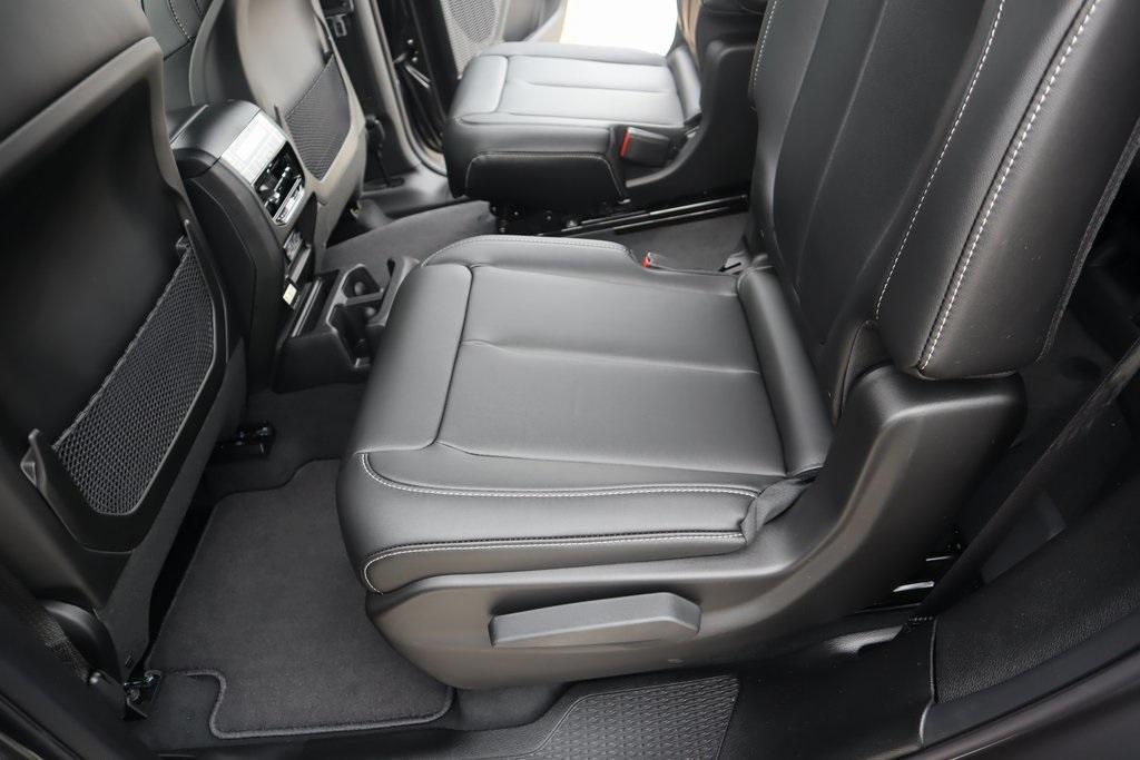 new 2025 Jeep Grand Cherokee L car, priced at $45,566