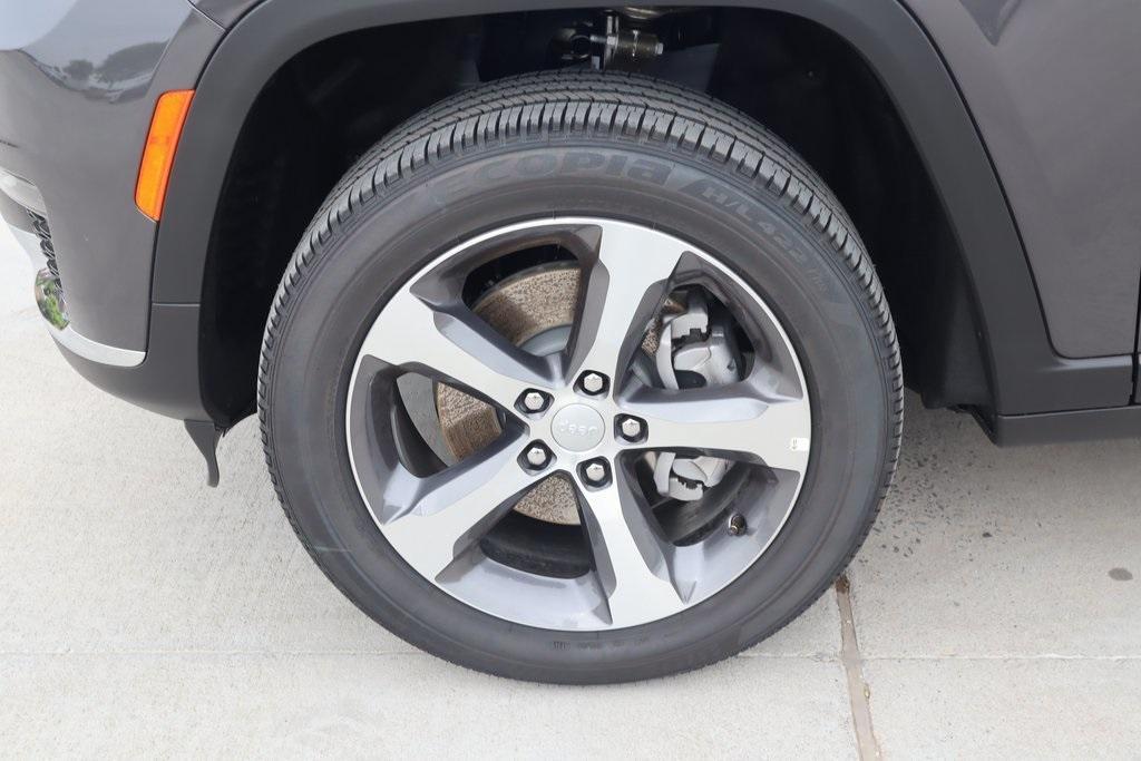 new 2025 Jeep Grand Cherokee L car, priced at $45,566