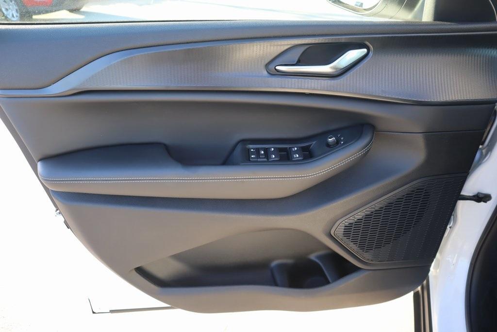 new 2025 Jeep Grand Cherokee L car, priced at $38,580