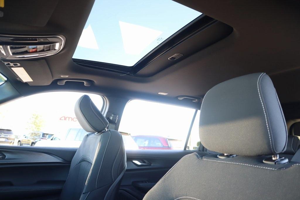 new 2025 Jeep Grand Cherokee L car, priced at $38,580