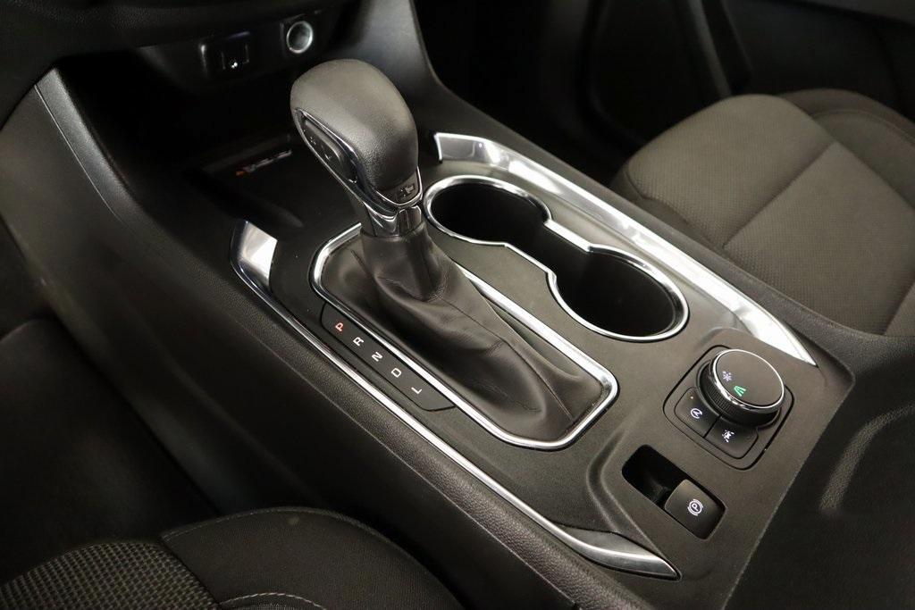 used 2023 Chevrolet Traverse car, priced at $28,553