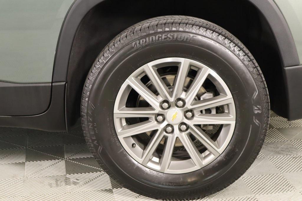 used 2023 Chevrolet Traverse car, priced at $28,553