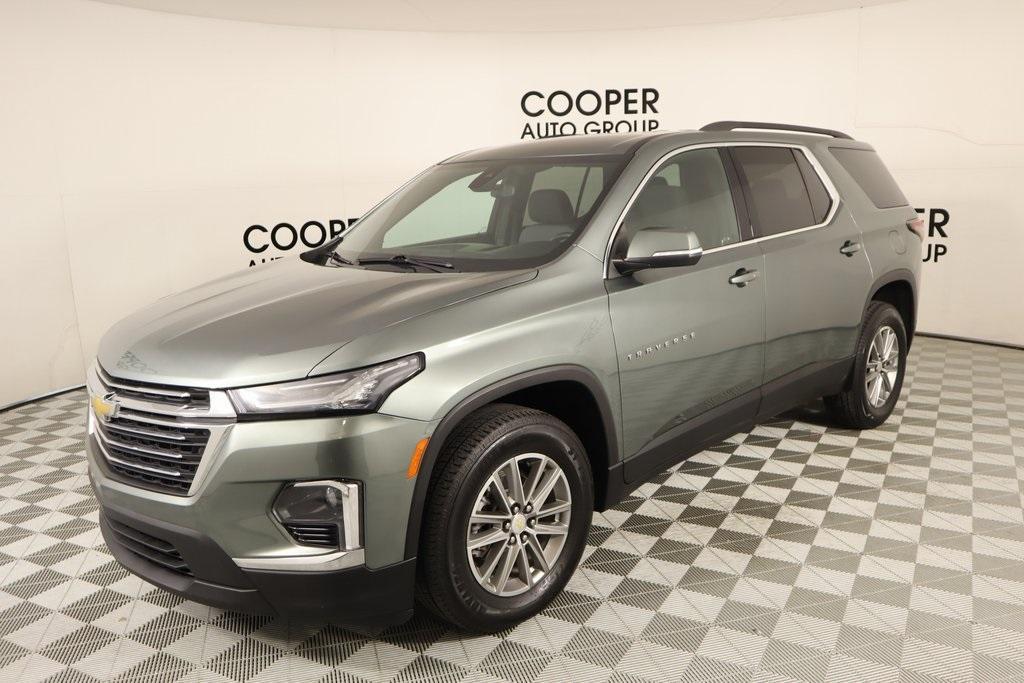 used 2023 Chevrolet Traverse car, priced at $28,553