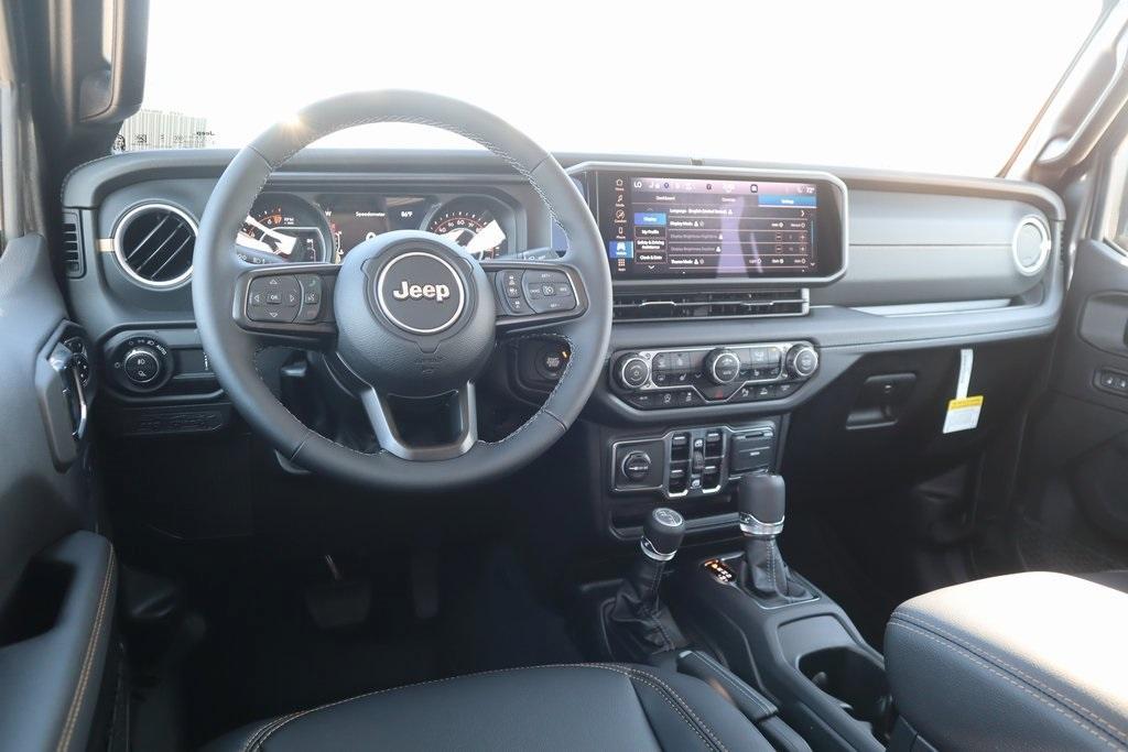new 2025 Jeep Gladiator car, priced at $43,093