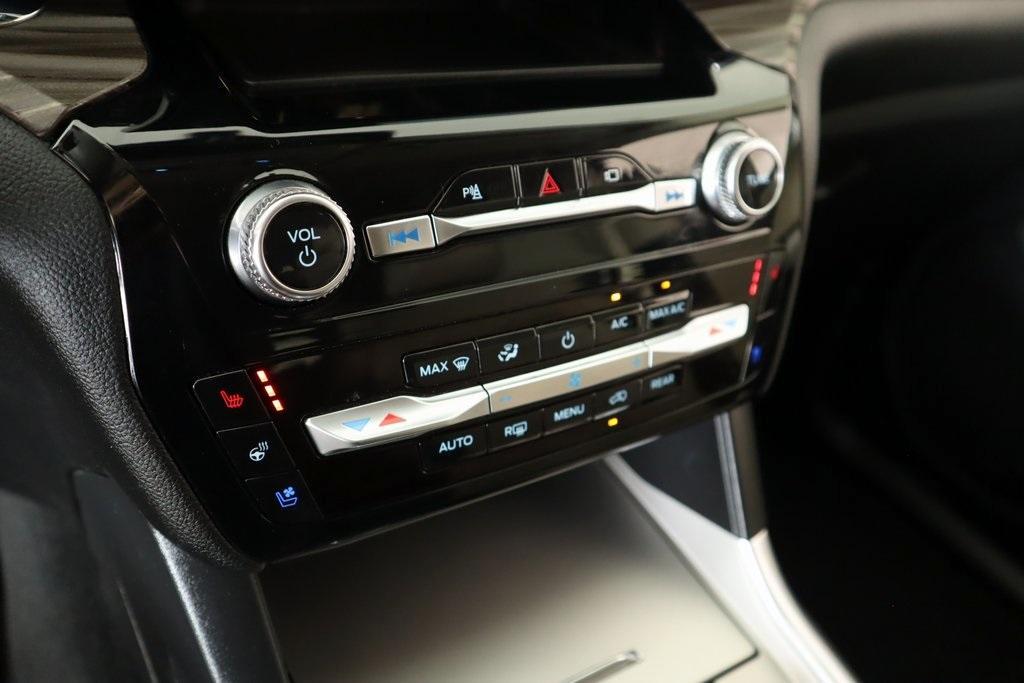 used 2023 Ford Explorer car, priced at $29,759