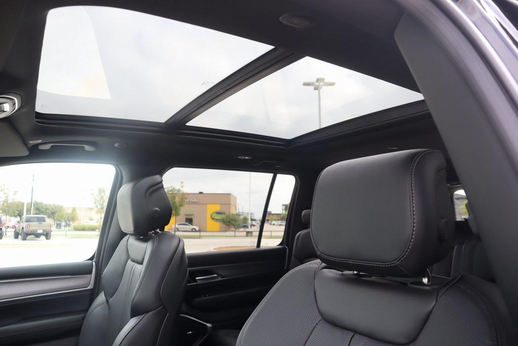 new 2025 Jeep Wagoneer car, priced at $71,856