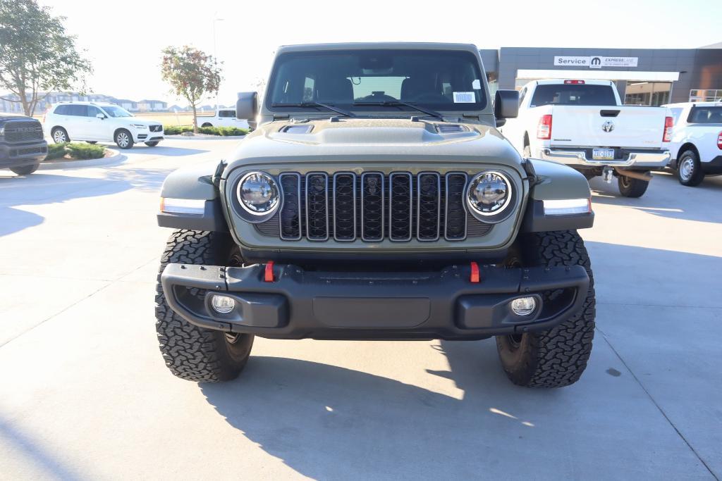 new 2025 Jeep Wrangler car, priced at $60,454