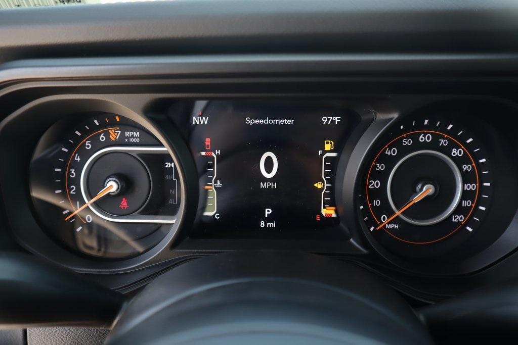 new 2025 Jeep Gladiator car, priced at $45,582