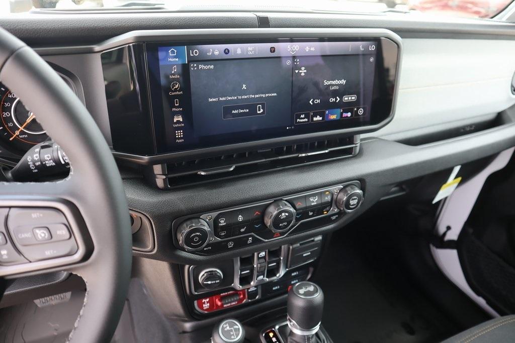 new 2025 Jeep Wrangler car, priced at $49,321