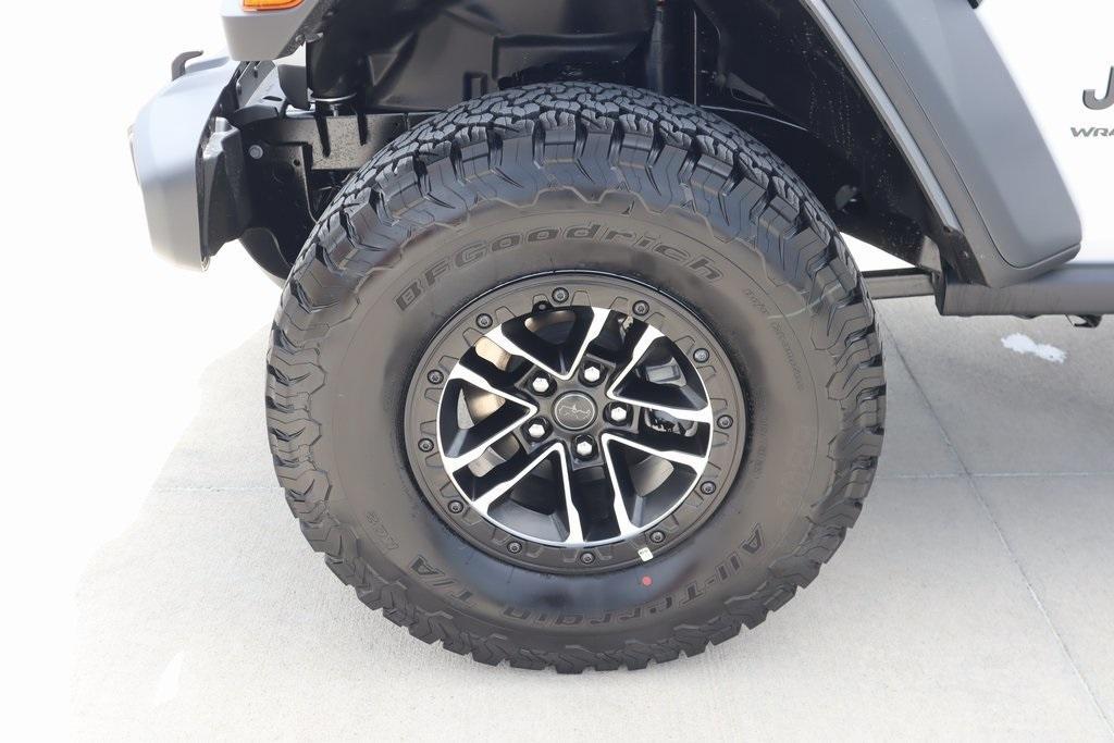 new 2025 Jeep Wrangler car, priced at $49,321