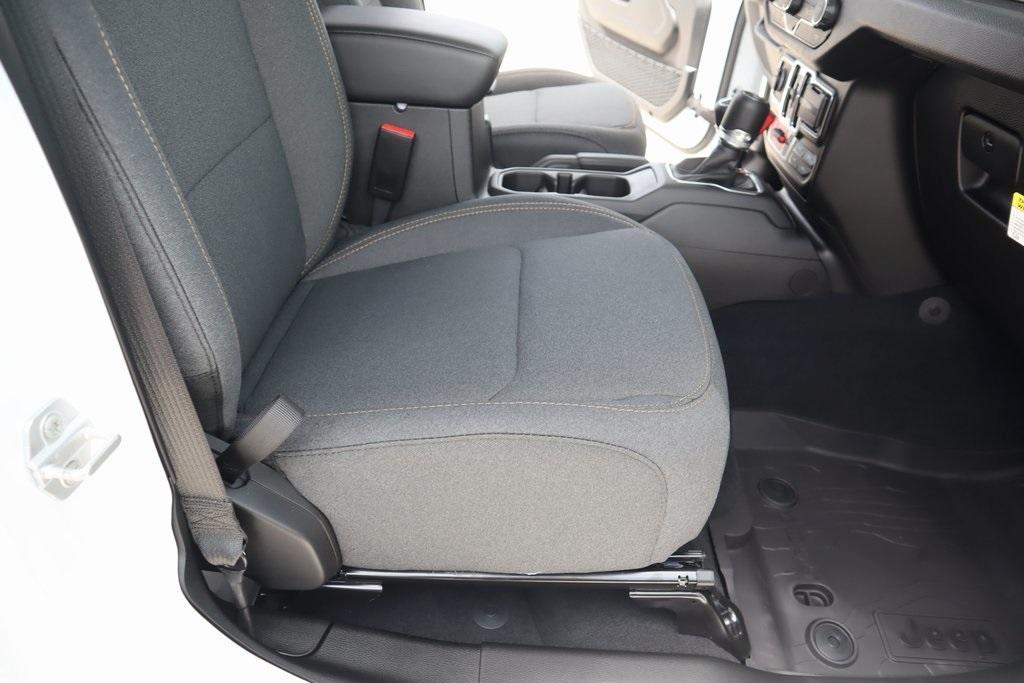 new 2025 Jeep Wrangler car, priced at $49,321
