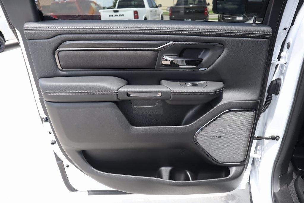 new 2025 Ram 1500 car, priced at $64,627
