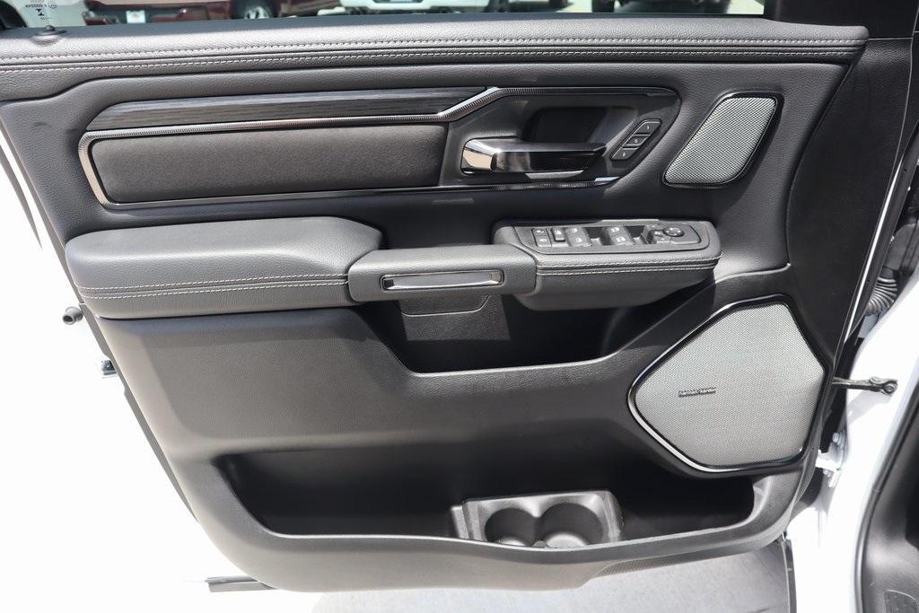 new 2025 Ram 1500 car, priced at $64,627