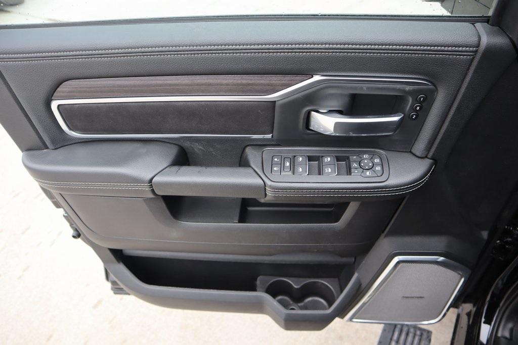 new 2025 Ram 3500 car, priced at $90,475