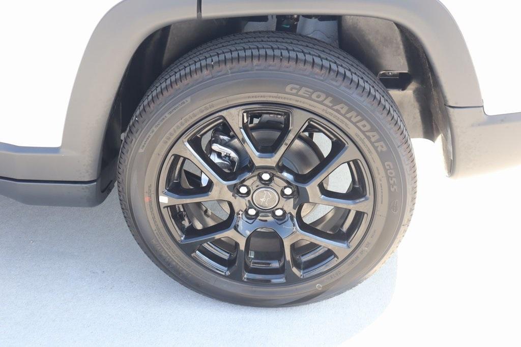 new 2026 Jeep Compass car, priced at $32,090