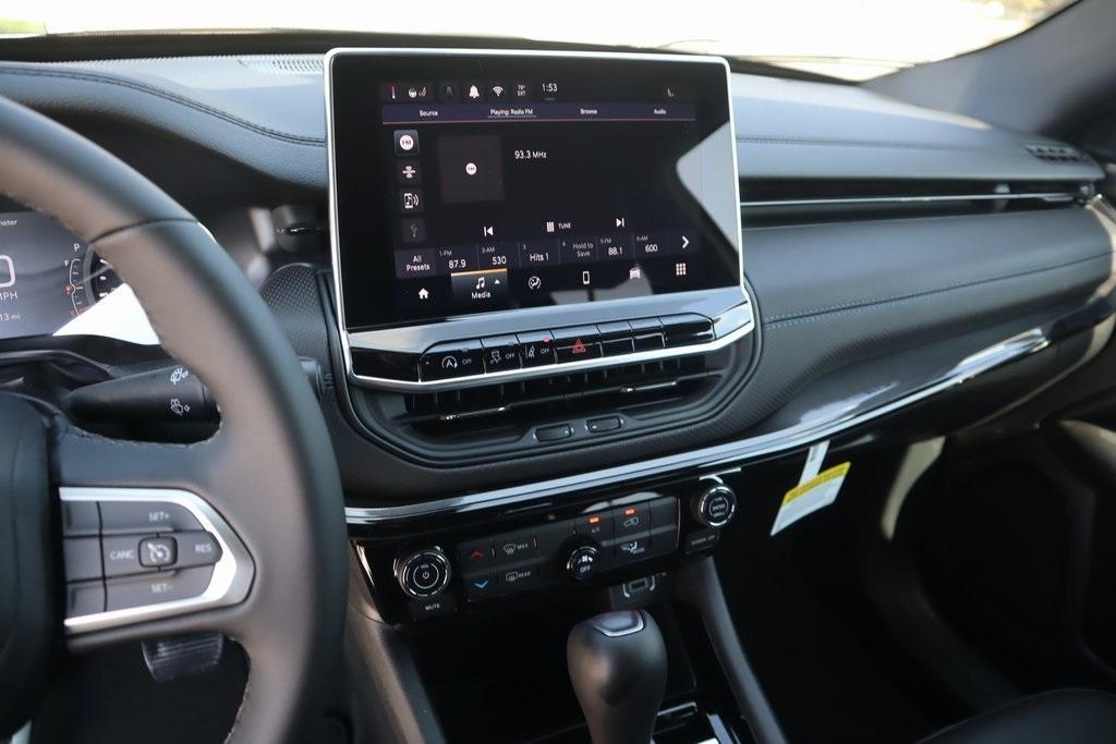 new 2026 Jeep Compass car, priced at $32,090