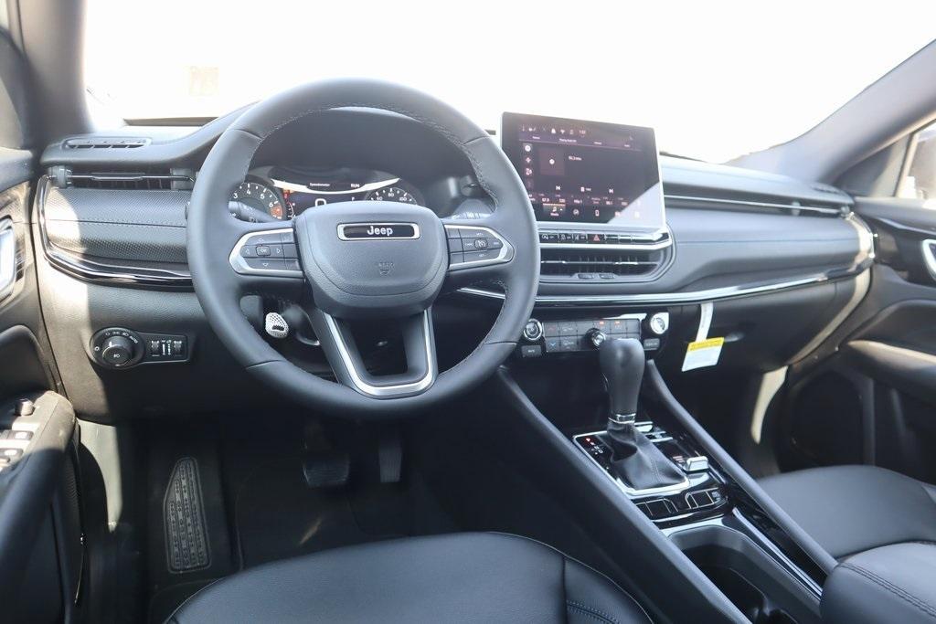 new 2026 Jeep Compass car, priced at $32,090