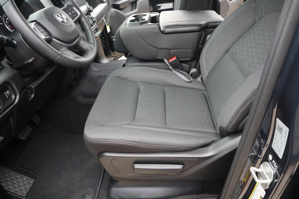 new 2025 Ram 1500 car, priced at $37,362