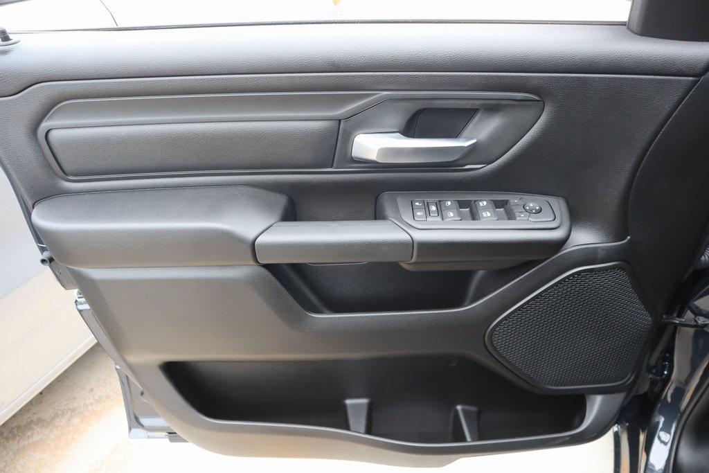 new 2025 Ram 1500 car, priced at $37,362