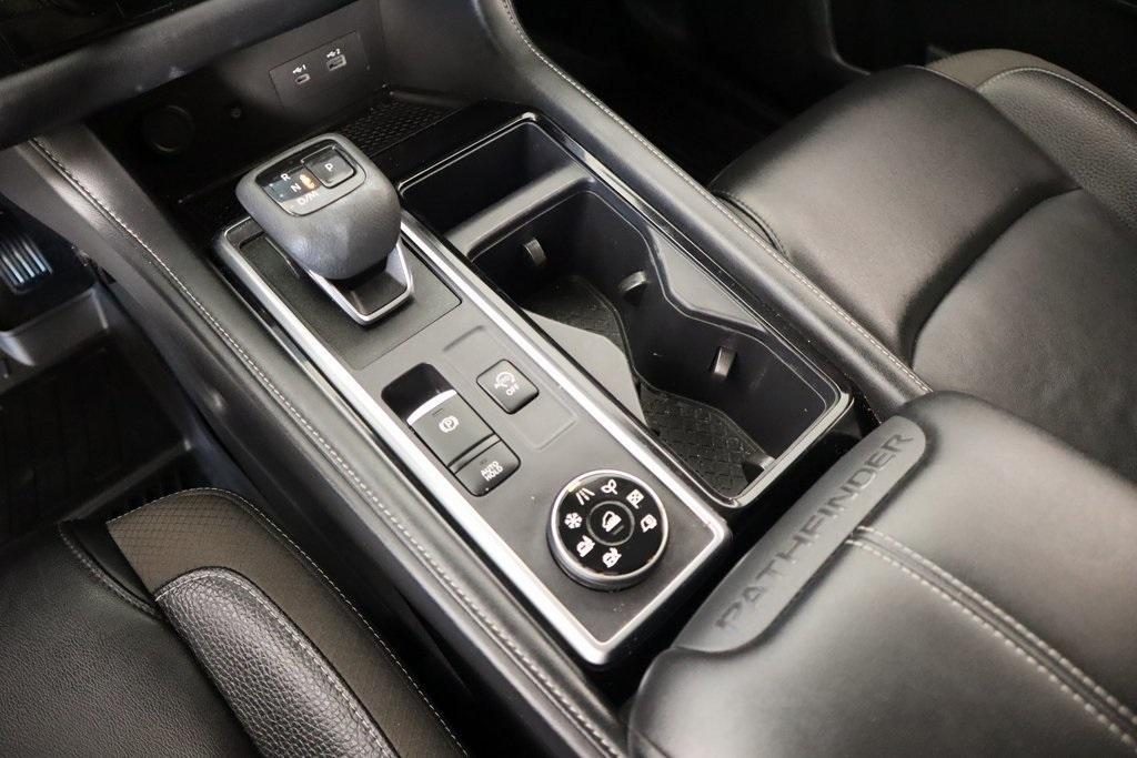 used 2024 Nissan Pathfinder car, priced at $34,079