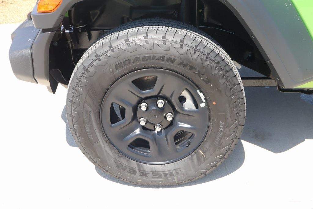 new 2025 Jeep Wrangler car, priced at $33,280