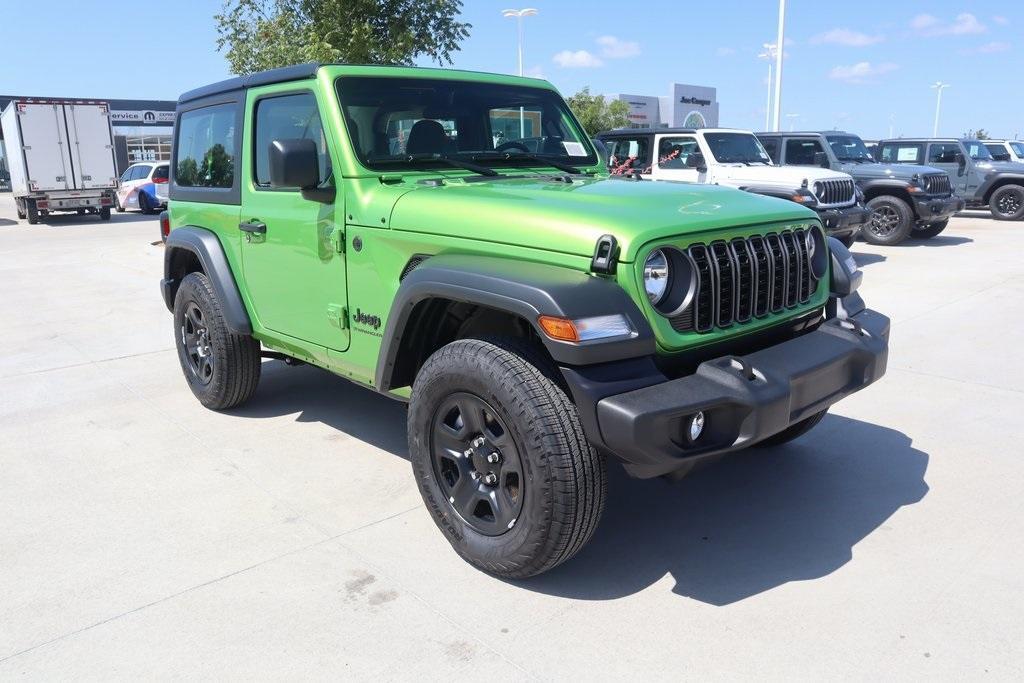 new 2025 Jeep Wrangler car, priced at $33,280