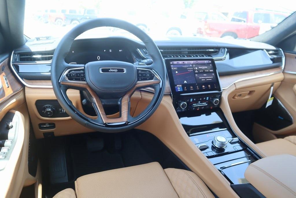 new 2025 Jeep Grand Cherokee car, priced at $63,610