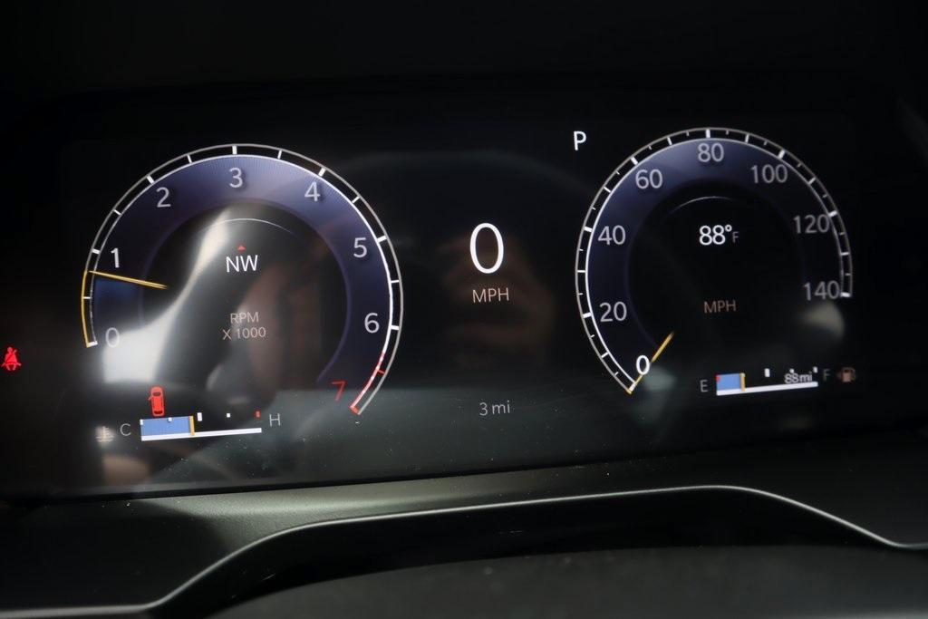 new 2025 Jeep Grand Cherokee car, priced at $41,152