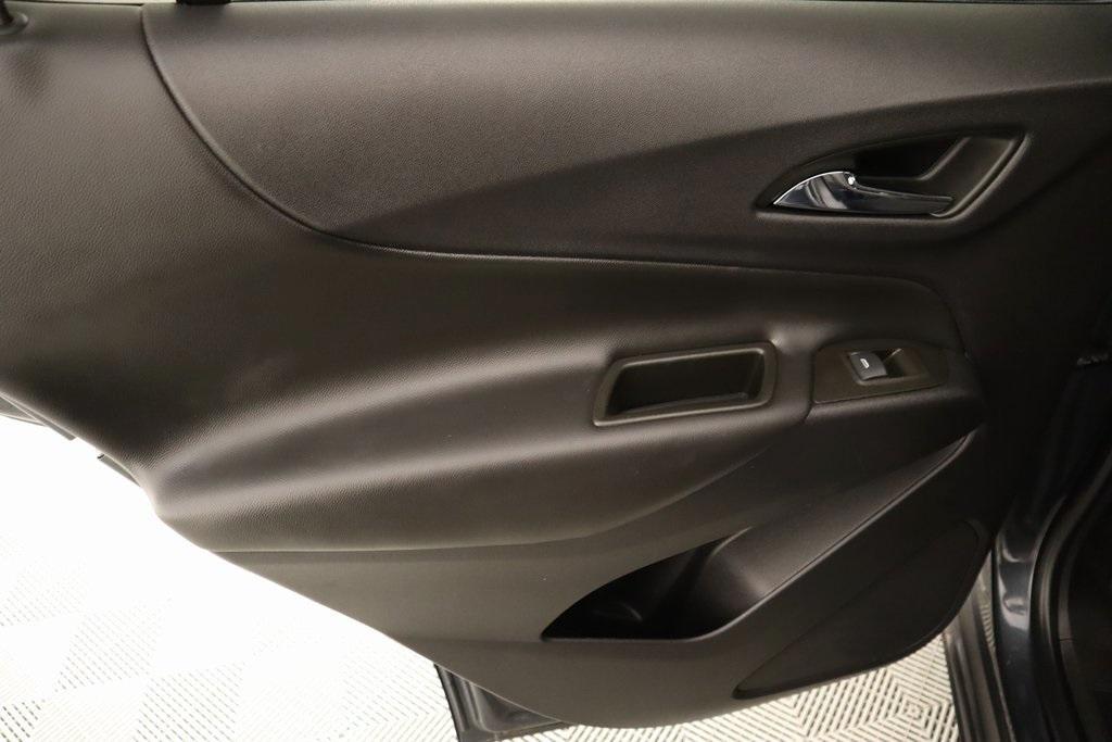 used 2023 Chevrolet Equinox car, priced at $21,559