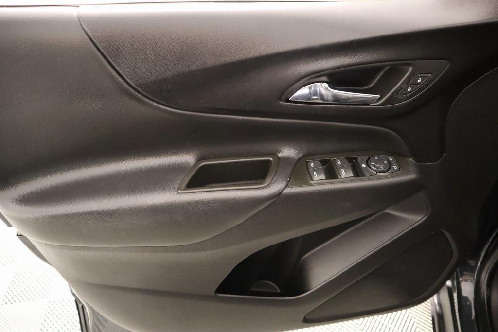 used 2023 Chevrolet Equinox car, priced at $21,559