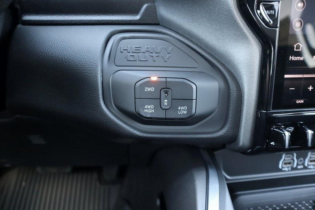 new 2025 Ram 3500 car, priced at $90,025