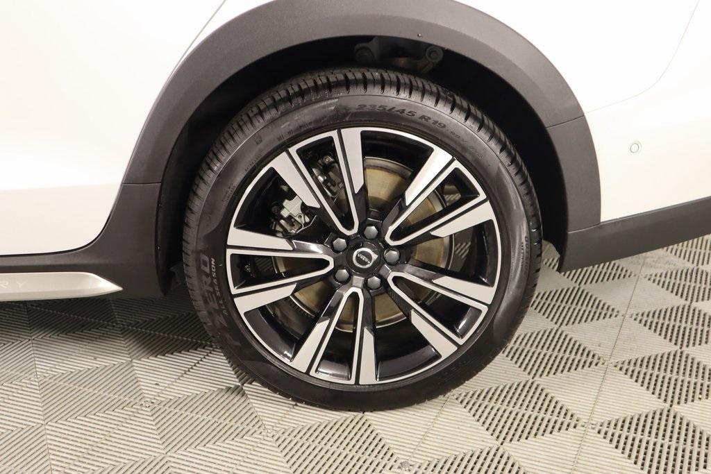 used 2025 Volvo V60 Cross Country car, priced at $51,439