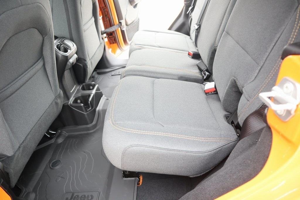 new 2025 Jeep Wrangler car, priced at $39,451