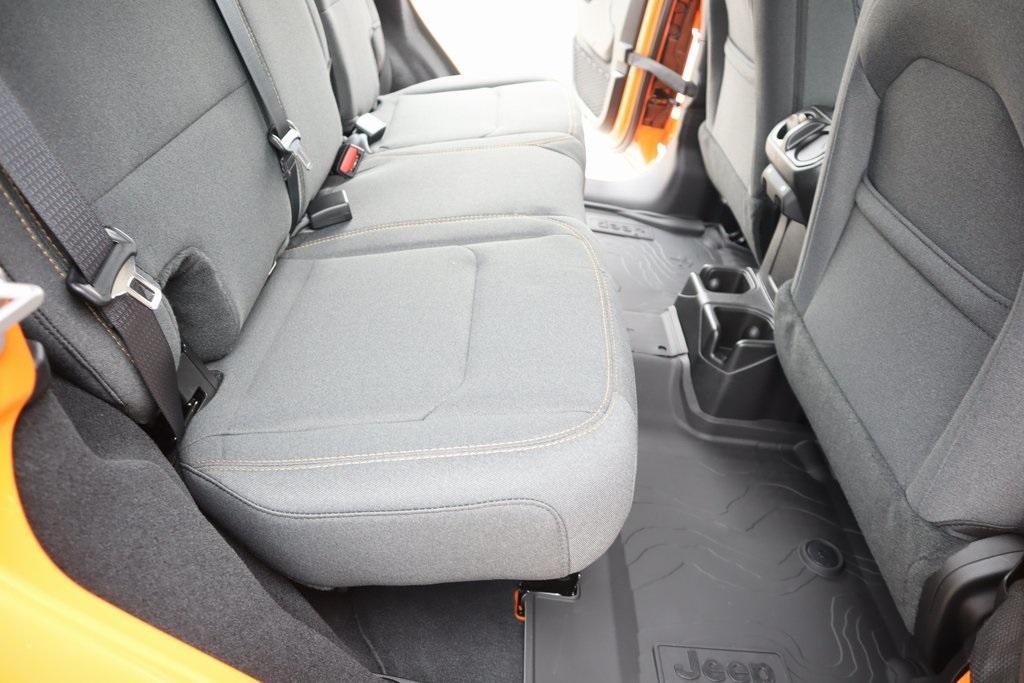 new 2025 Jeep Wrangler car, priced at $39,451