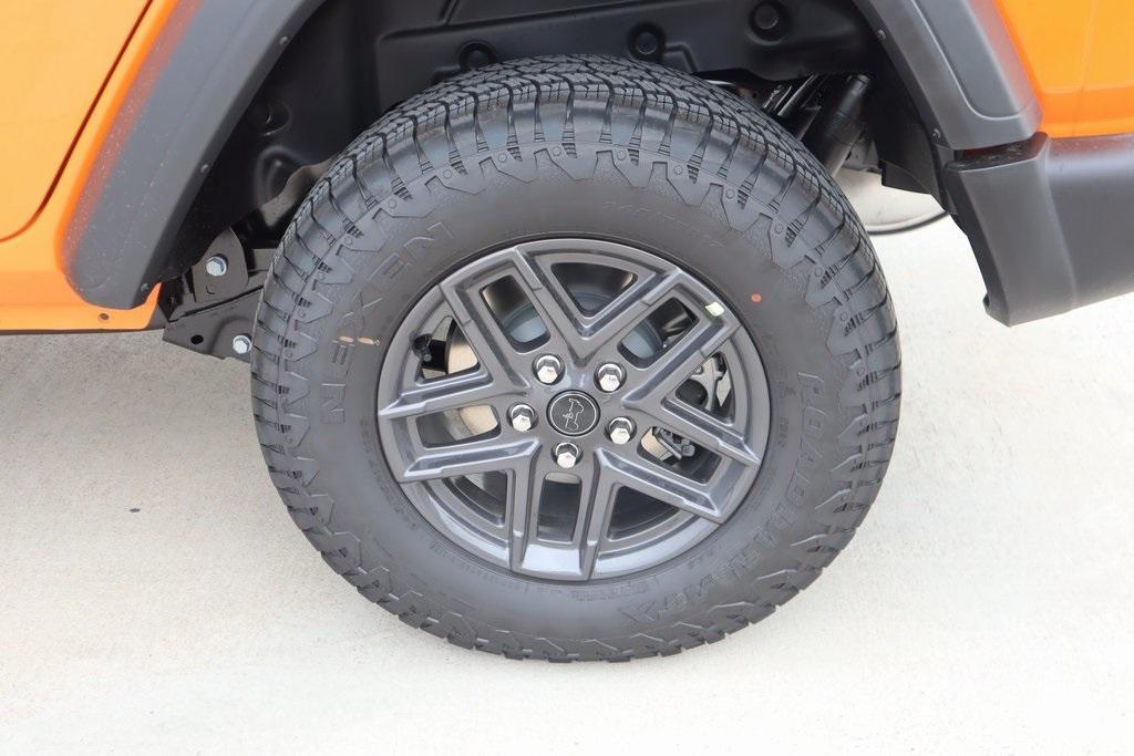 new 2025 Jeep Wrangler car, priced at $39,451