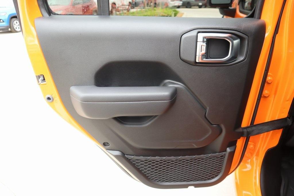 new 2025 Jeep Wrangler car, priced at $39,451